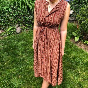 Vintage Red and Gold Shift Dress
